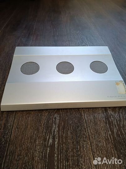 Подставка с охлаждением для ноутбука