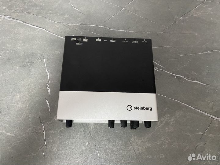 Внешняя звуковая карта Steinberg UR22 mk2