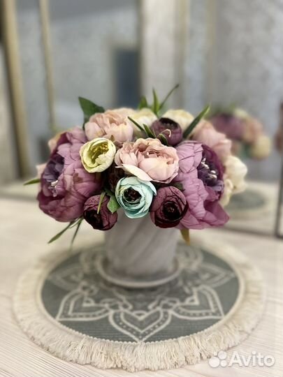 Букет композиция в керамическом кашпо