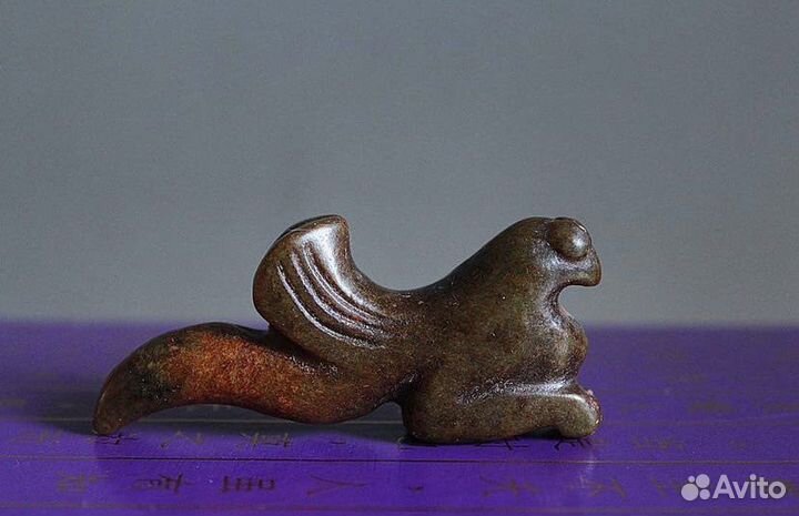 Древняя фигурка «Птица» Нефрит Хуншань