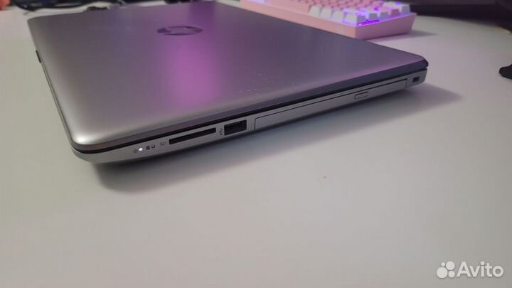 Hp 250 G6 i5 7200u/8GB/256 M.2/ Full HD