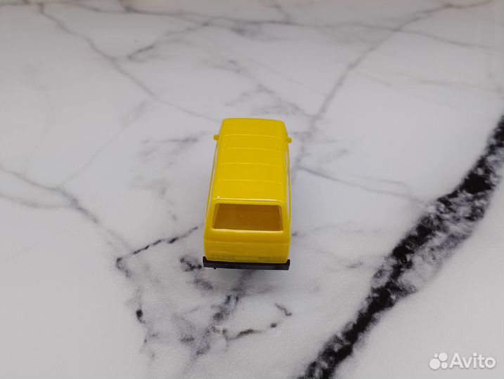 Volkswagen Transporter T3 (1980-1990), жёлтый