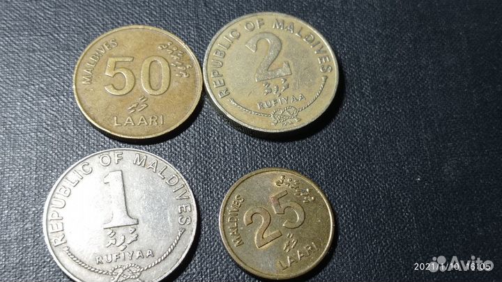 1 лари 2008. 80 лари в рублях. монеты мальдивских островов. 25 лари в рублях. 1 лари мальдивы 2002.