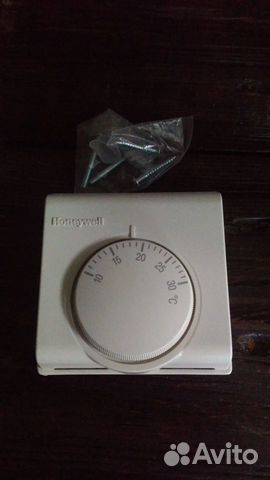 Термостат комнатный Honeywell T6360A1079