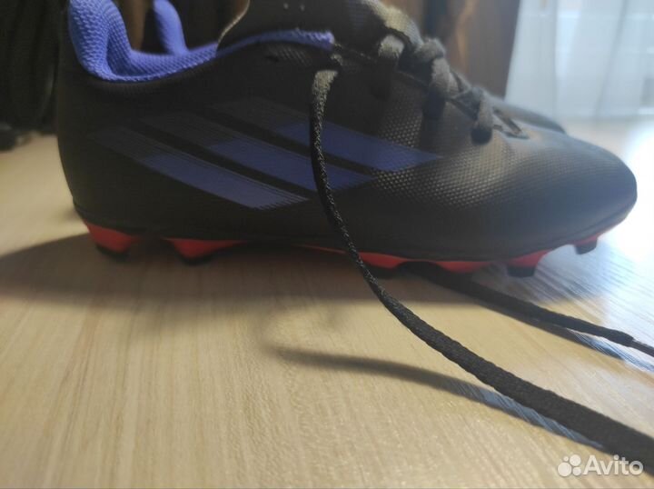 Продам бутсы adidas размер 33