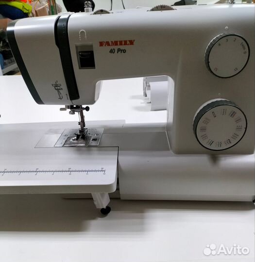 Швейная машина family