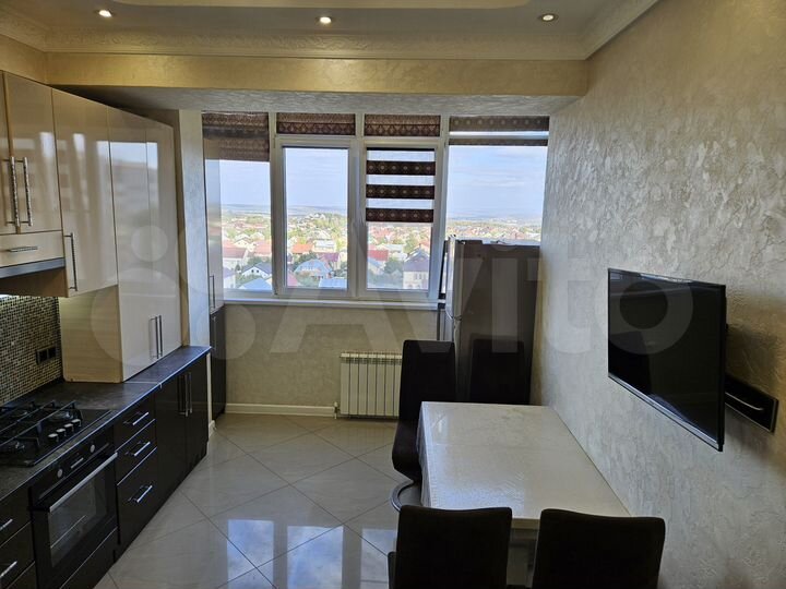 2-к. квартира, 67 м², 8/9 эт.