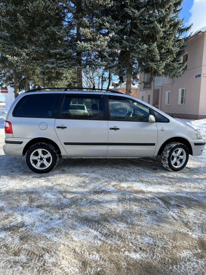 Ford Galaxy: фото владельца