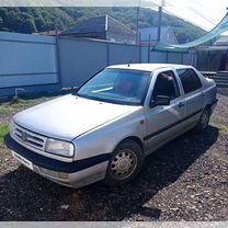 Volkswagen Vento 1.9 MT, 1992, 800 000 км, с пробегом, цена 360 000 руб.