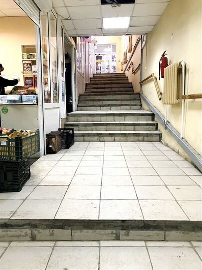 Продам торговое помещение, 965.3 м²