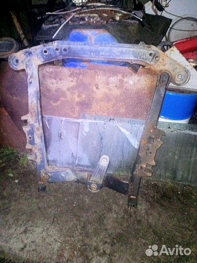 Подрамник Renault Logan 1