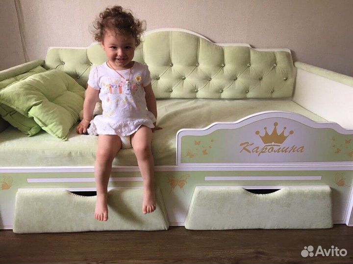 Детская кровать с каретной стяжкой