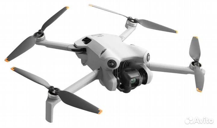 Квадрокоптер DJI Mini 4 Pro Fly More Combo Plus