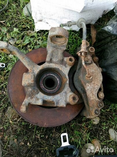 Поворотный кулак Фольксваген Транспортер T4