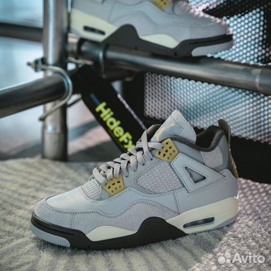 Кроссовки Air Jordan 4 SE Craft «Photon Dust»