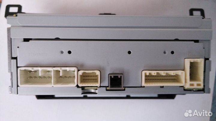 Штатная магнитола toyota RAV4 2013г