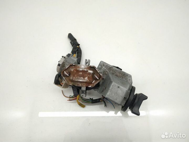 Замок зажигания Suzuki Swift 1.3 ddis 2008