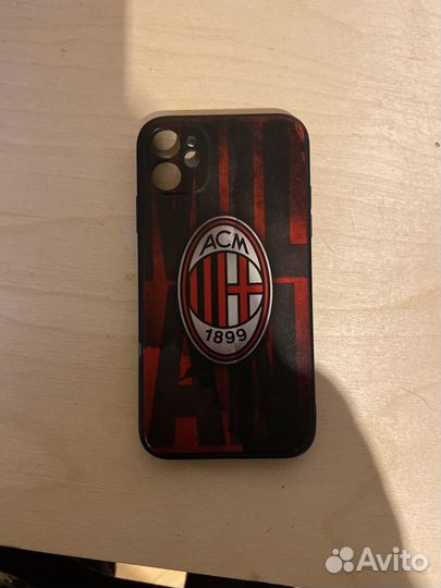 Чехол на iPhone 11 милан