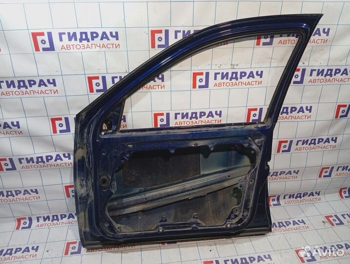 Дверь передняя правая Volkswagen Golf (Mk4) 1J4831056H