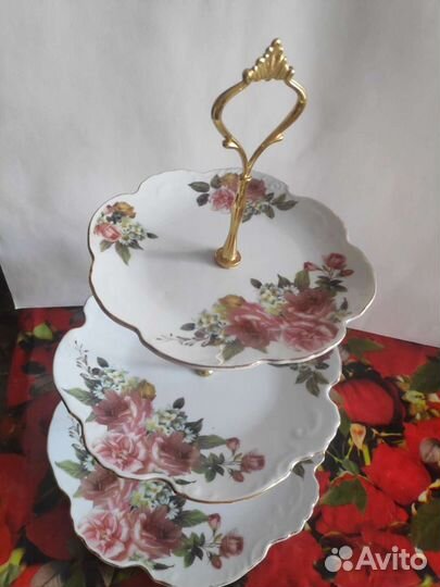 Блюдо фарфор