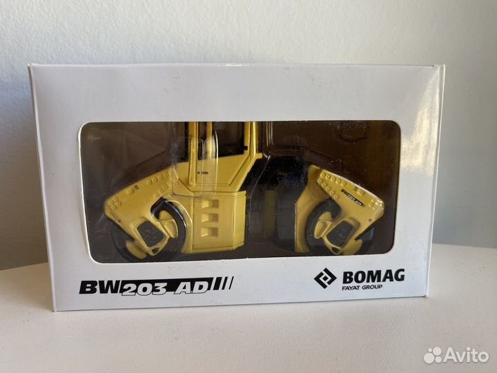 1:50 Модель Каток bomag