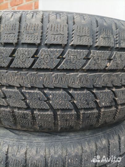 Toyo Observe GSi-5 205/50 R17