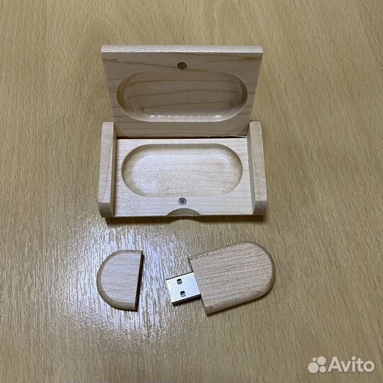 Деревянная Usb флешка