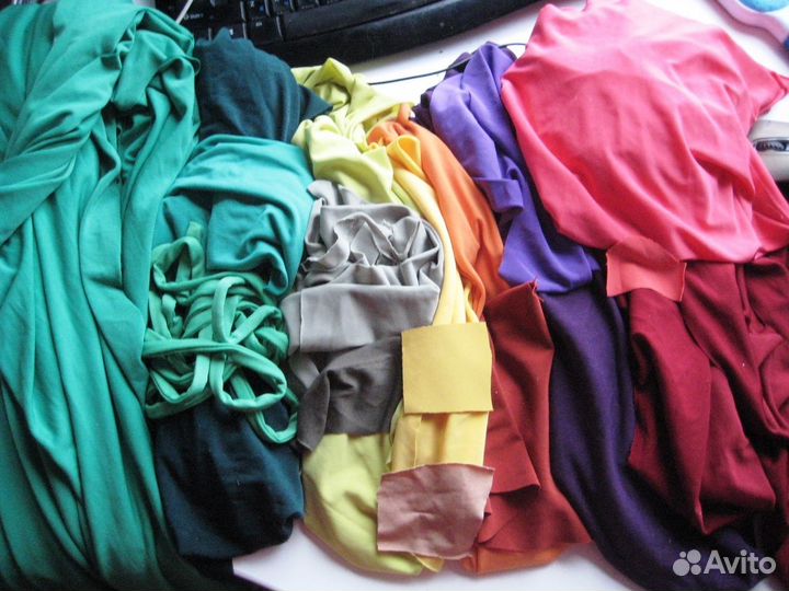 Ткань трикотаж масло, лоскут разного цвета и длины