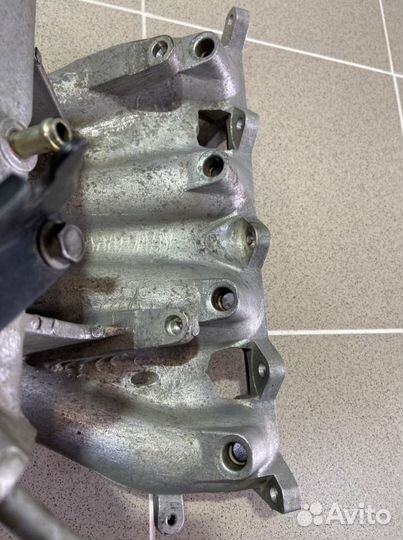 Коллектор впускной Geely Otaka 2008 г