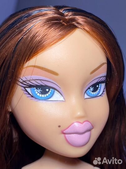 Кукла Bratz Фиби