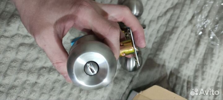 Дверные ручки, хром матовый