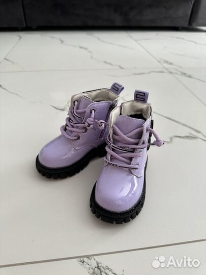 Продам ботинки для девочки 21 размера
