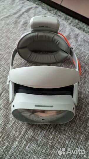 VR гарнитура pico 4 Pro VR 512GB