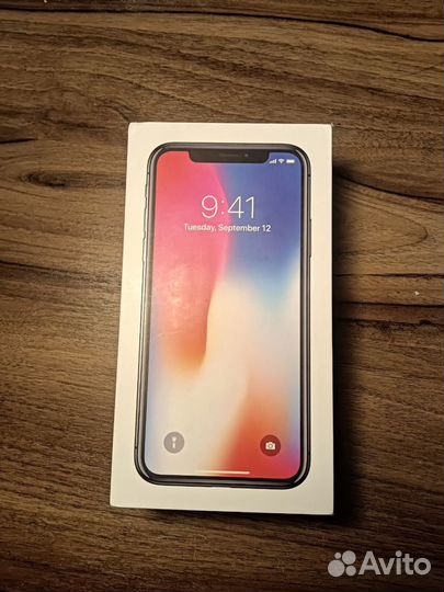 iPhone X, 256 ГБ