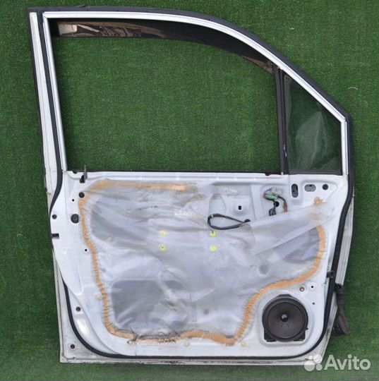 Дверь передняя Honda Мобилио