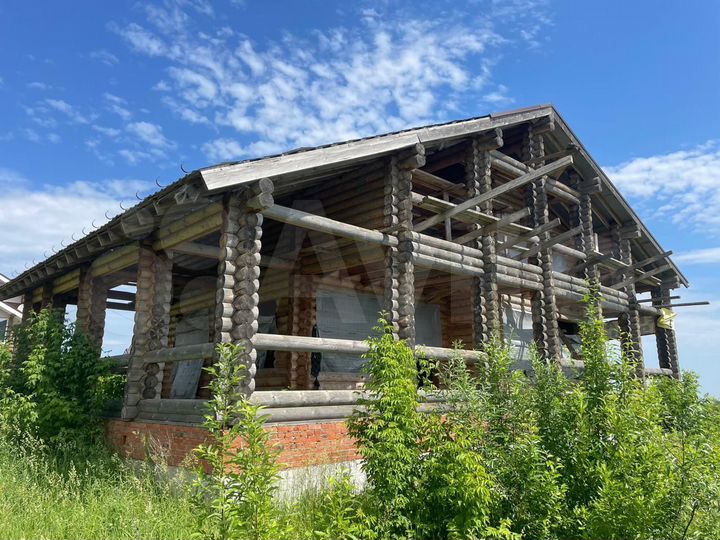 Дом 240 м² на участке 16 сот.