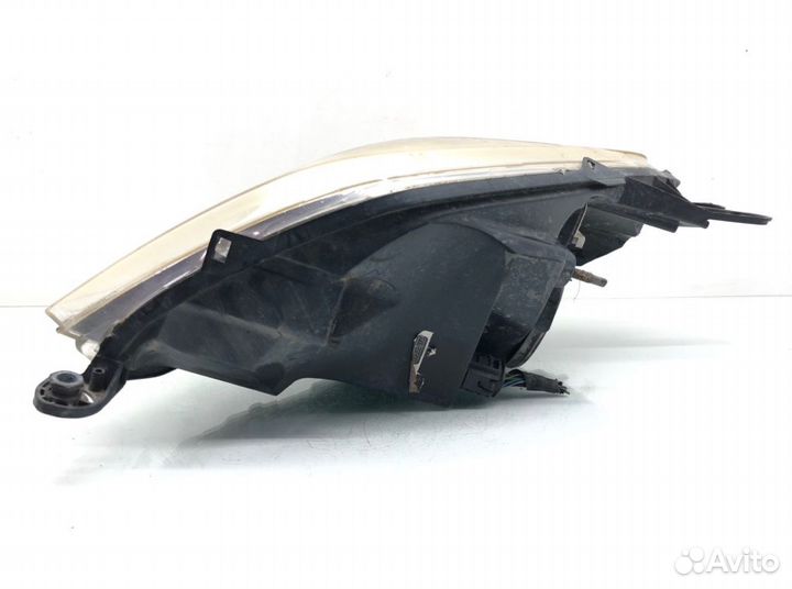 Фара правая Peugeot Bipper 1.4 HDI 2009