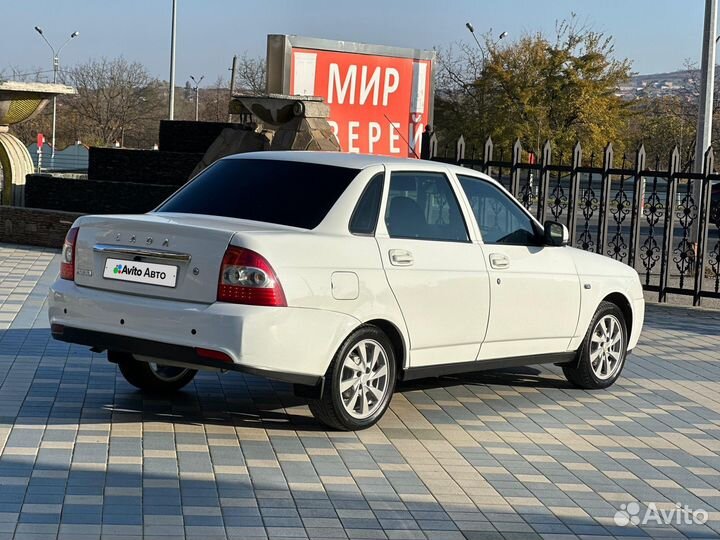 LADA Priora 1.6 МТ, 2015, 299 999 км