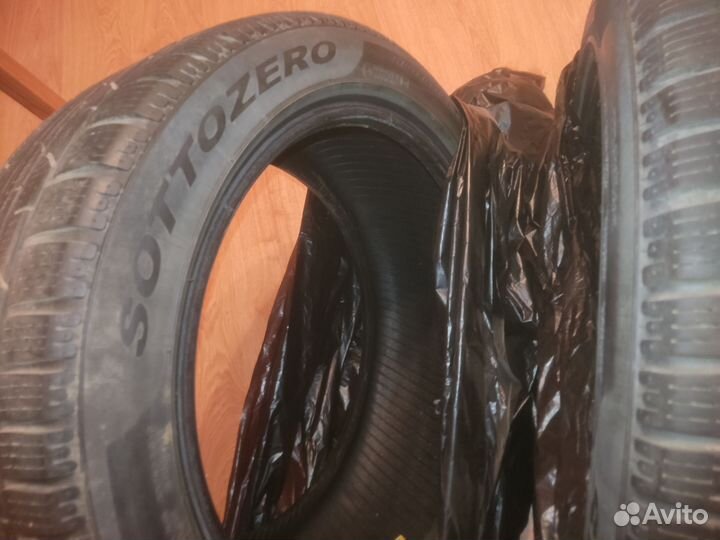 Pirelli Winter Sottozero 210 Serie II 235/40 R17