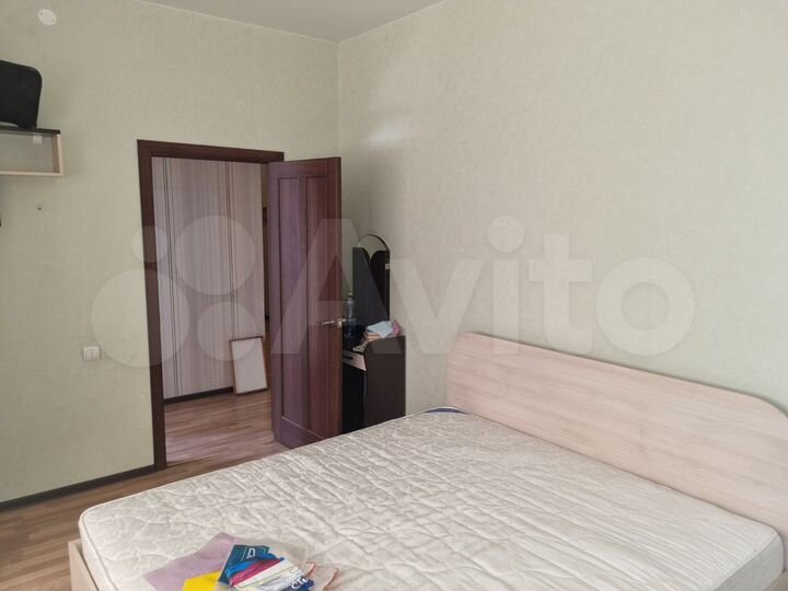 2-к. квартира, 74 м², 1/4 эт.