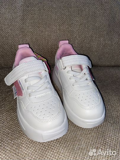 Кроссовки для девочки 26 27