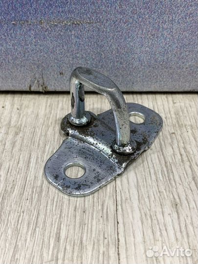 Ответная часть замка багажника Kia RIO 3