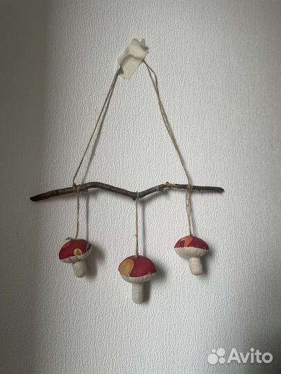 Декор в детскую мобиль панно