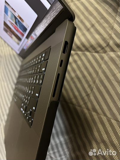 Apple MacBook Pro, 16, 2021