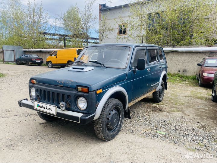LADA 4x4 (Нива) 1.8 МТ, 2002, 150 000 км