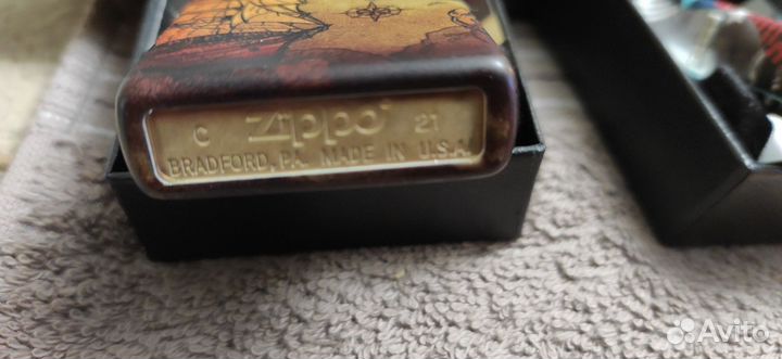 Зажигалка бензиновая Zippo, кожаный чехол Zippo