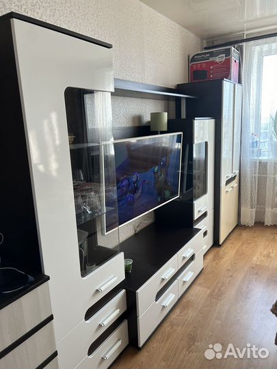 Стенка в гостиную со шкафом