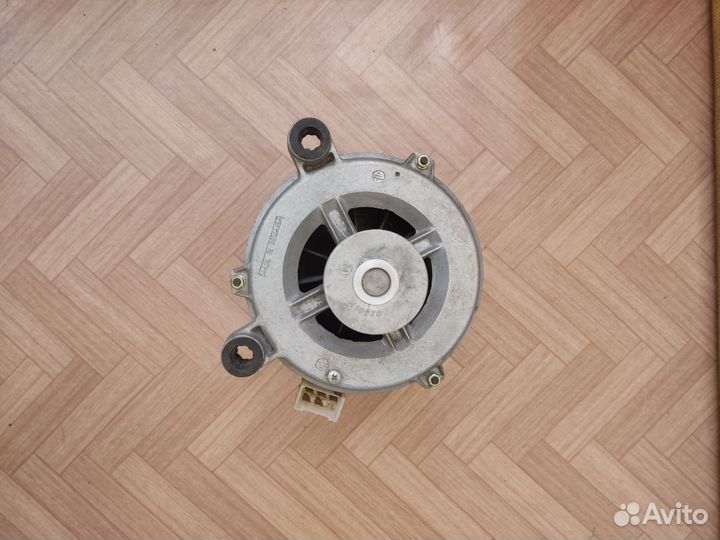 Двигататель стиральной машины