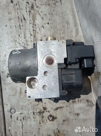 VW Passat B5 Блок ABS 8E0614111AB