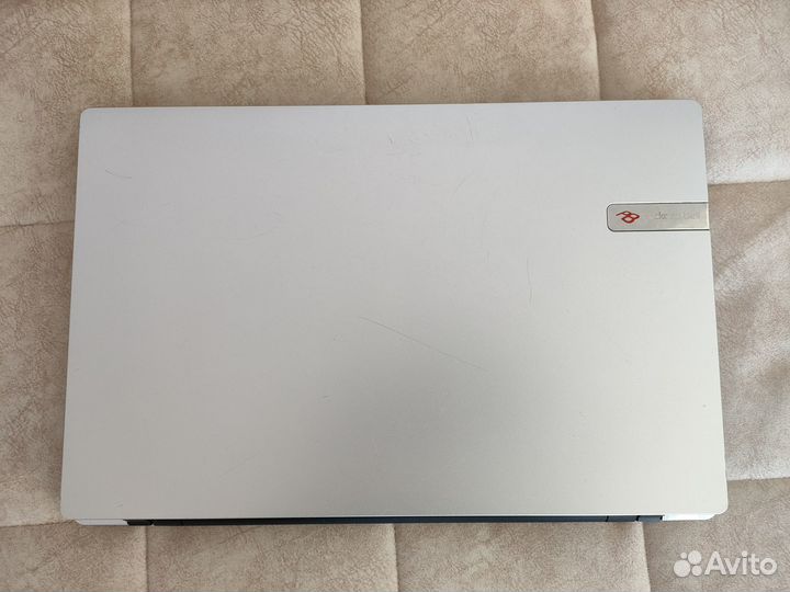 Packard Bell - 17.3